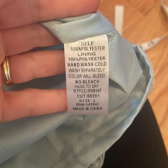 She + Sky pleated lined off the shoulder blouse mint green size large - Picture 6 of 6